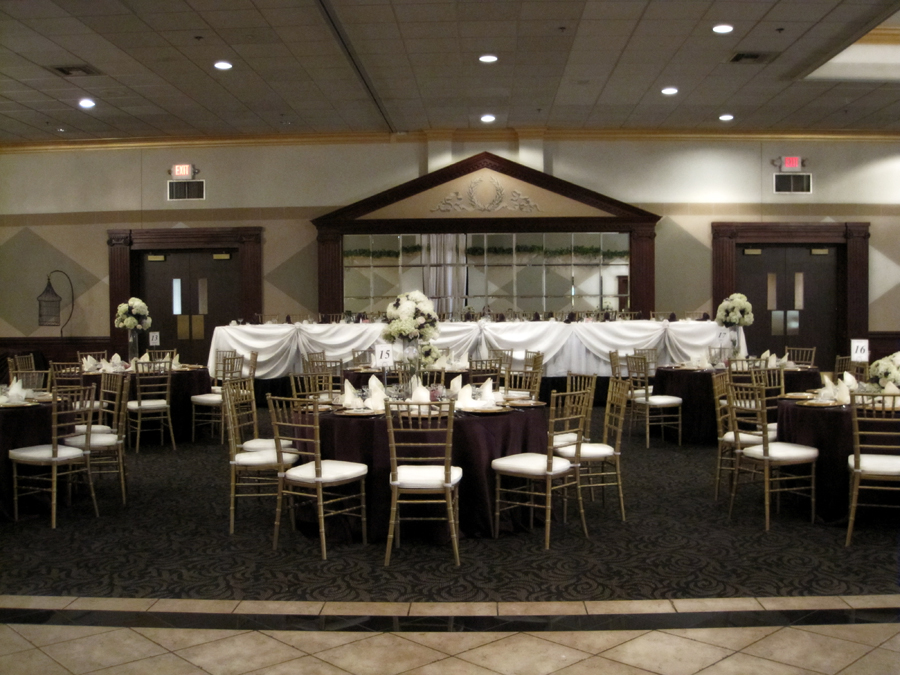 Beautiful Gold Chiavari Chairs at St. Marys Cultural Center in Livonia