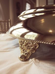 Round Cake Stand - Detail